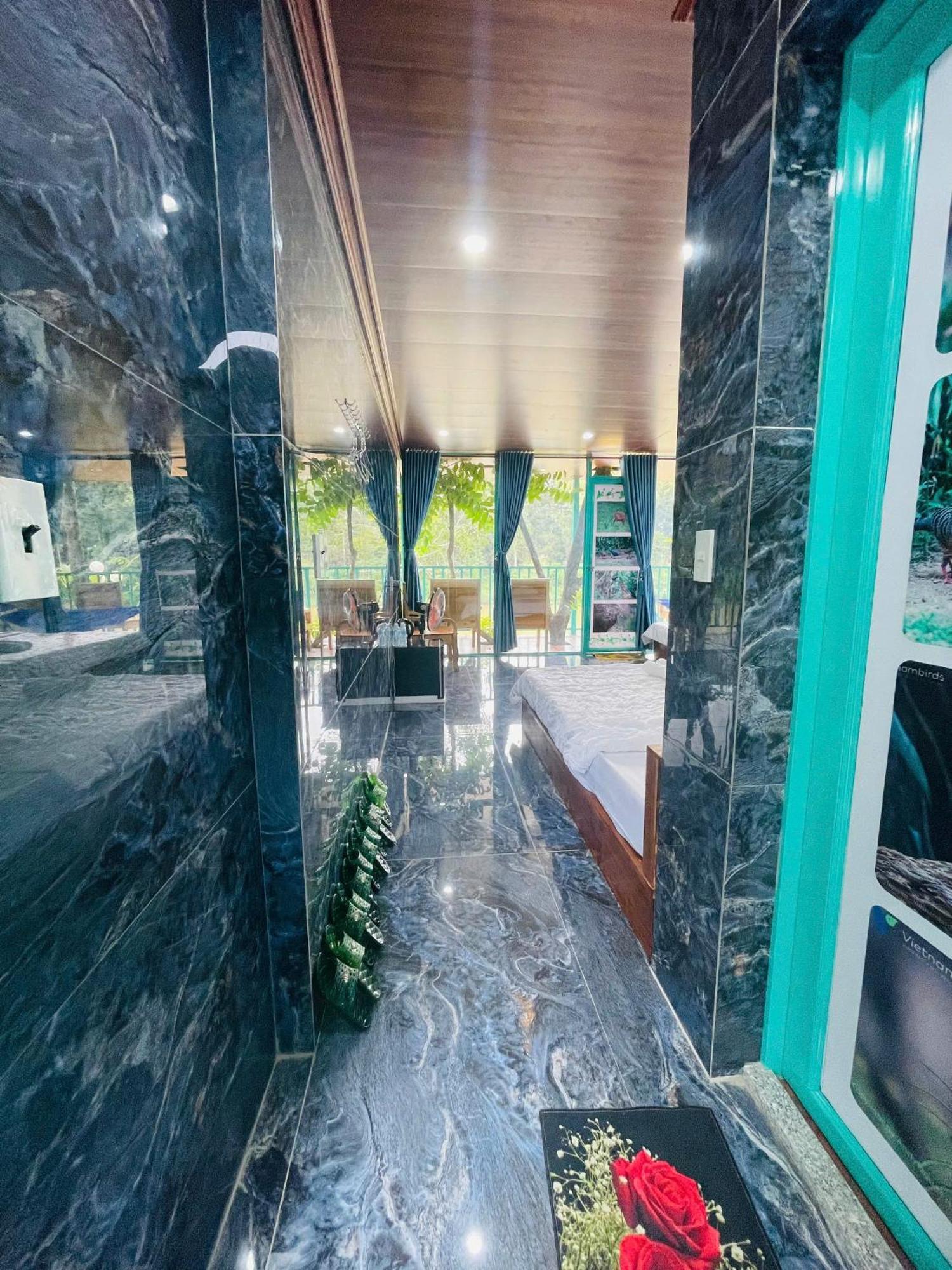 Cat Tien River Lodge מראה חיצוני תמונה